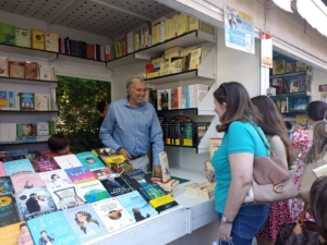 la nueva venta enrique de mora en la feria del libro de madrid